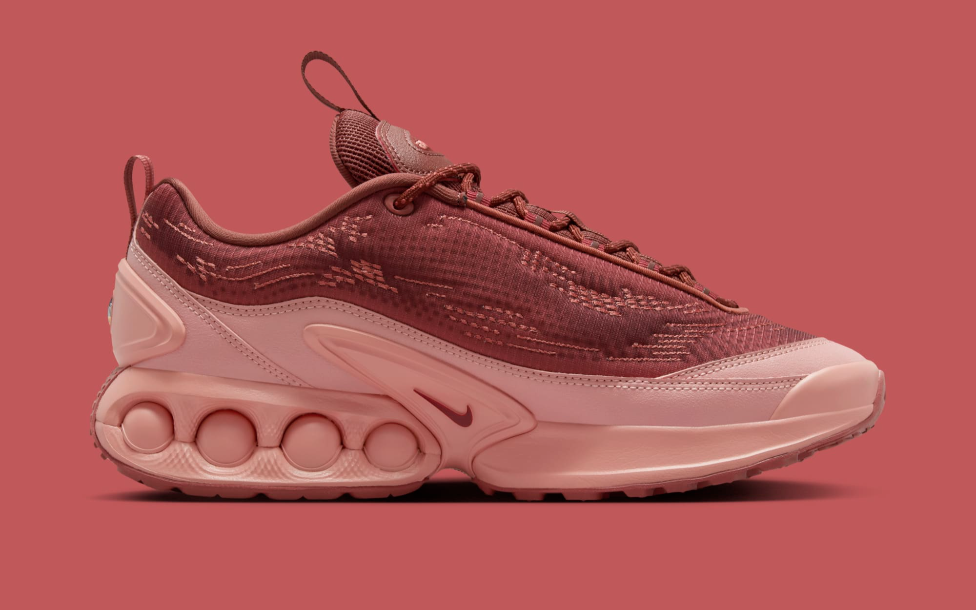 【Nike】CANYON RUST★洒落赤Air Max★ラク映え万能シューズ Nike Air Max DN8 | Canyon Rust | SVD USA